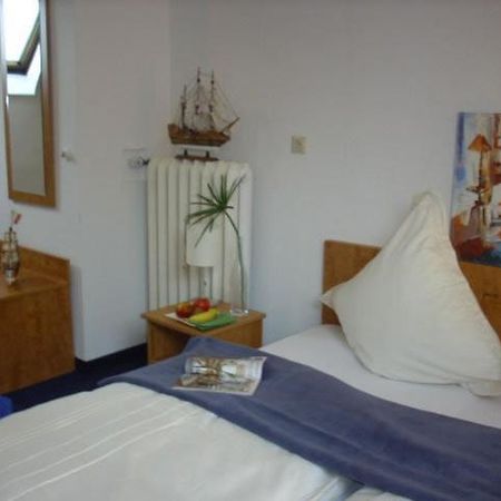Hotel Garni Zentral Willich Buitenkant foto